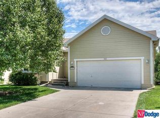 5001 S 190th St, Omaha, NE 68135