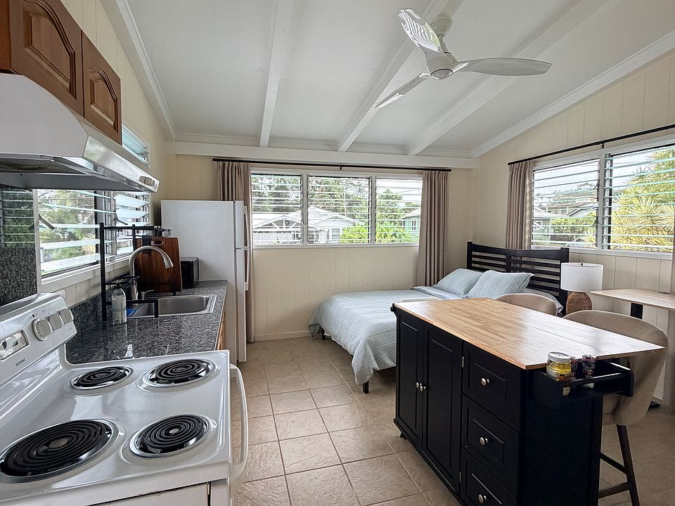 1st image of 332 Kauila St