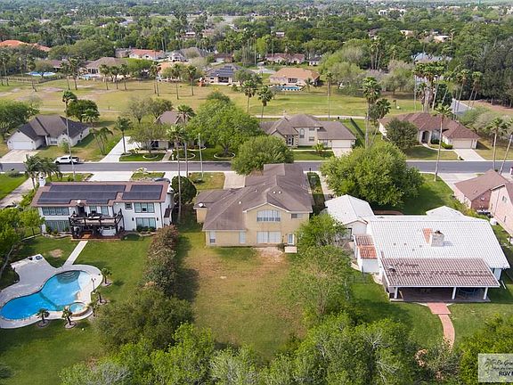 2nd image of 47 Cortez Ave