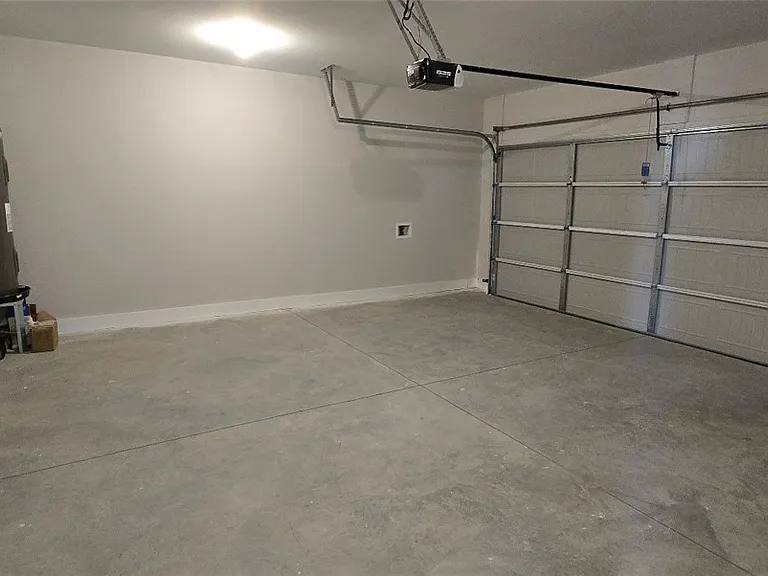109 Exmoor Cir — Photo 17