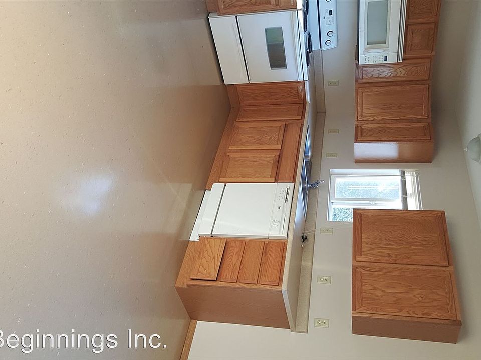 1st image of 118 E Avenue A #8512567