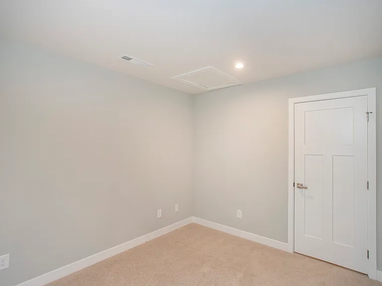103 Great Falls Ct — Photo 24