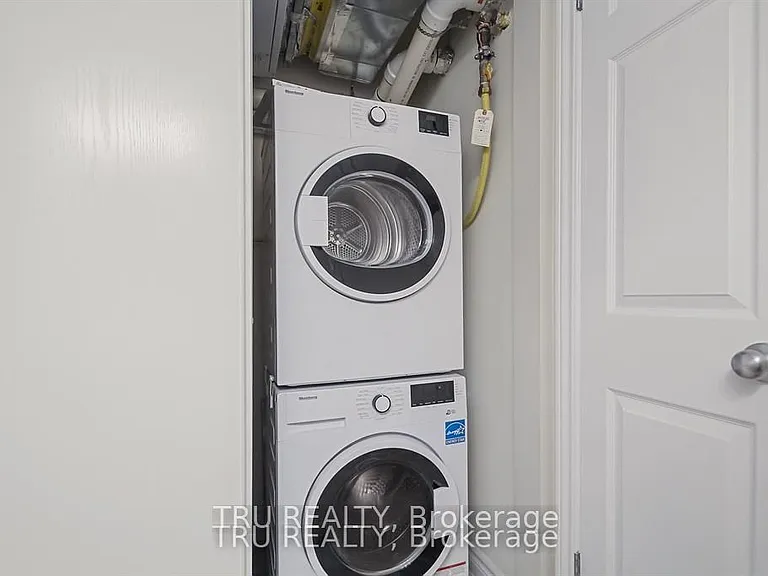 122 Lindenshade Dr #19 — Photo 26