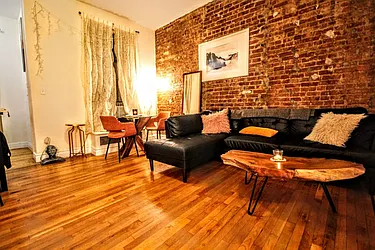 Rented by Markell Real Estate Group