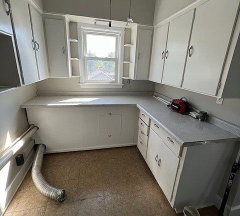 3rd image of 1227 N Logan Ave