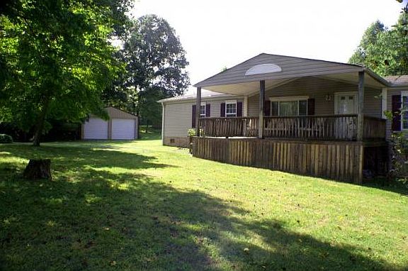 2nd image of 235 Wallace Ln