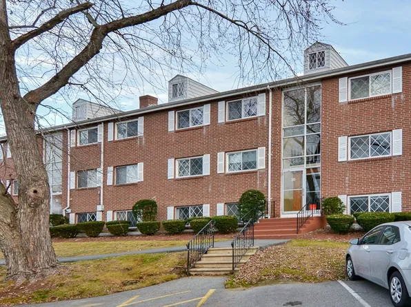 30 Fernview Ave APT 2, North Andover, MA 01845