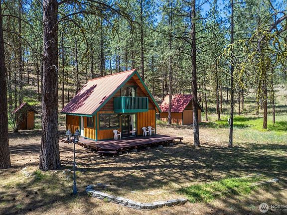 2nd image of 93 Larkspur Drive