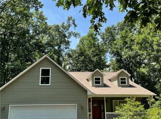 282 Warbranch Rd, Central, SC 29630