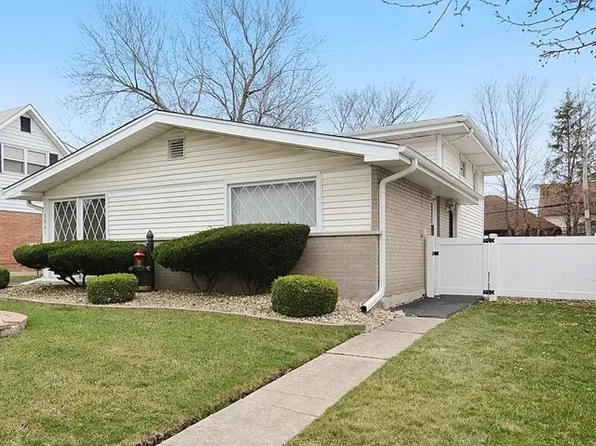 3961 168th St, Country Club Hills, IL 60478
