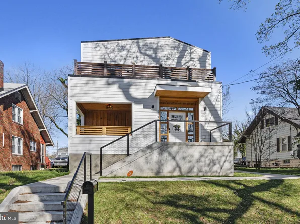 2216 30th St SE, Washington, DC 20020