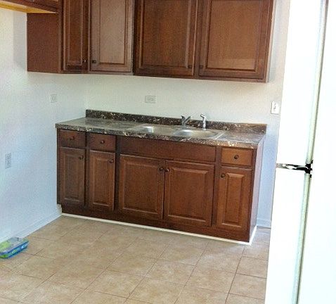 4th image of 946 W Concord Pl