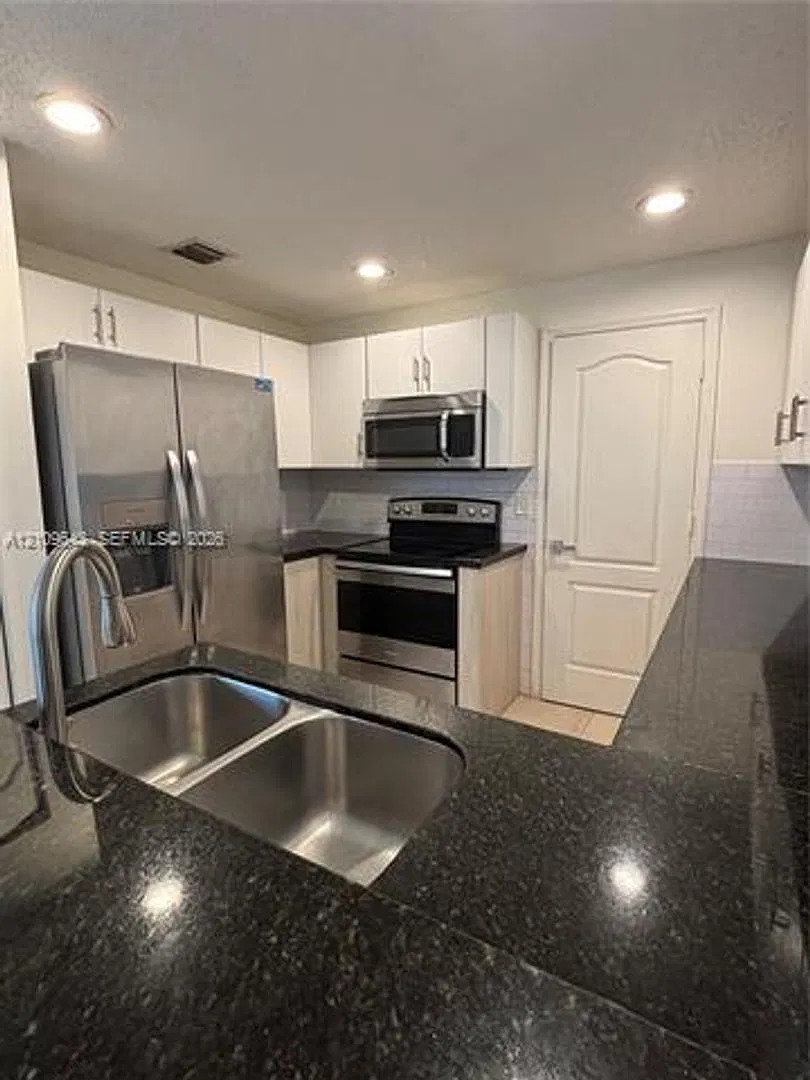 11467 NW 51st Ter th 11467, Doral, FL 33178 — Photo 4