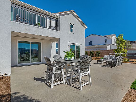 WR Meadow Plan 6 Model Home