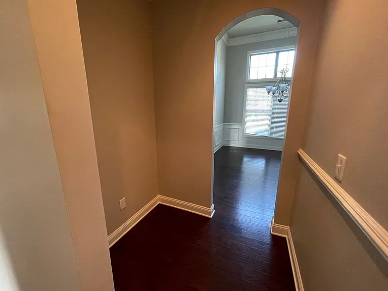 654 Dutchmans Creek Trl — Photo 34