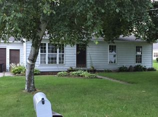 1117 N River Ave, Alma, MI 48801