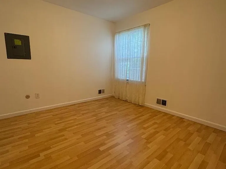 419 Cardinal Ln — Photo 17