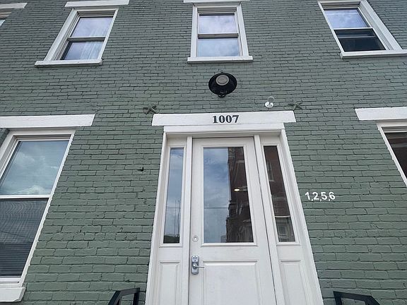 3rd image of 1007 Dayton St #6