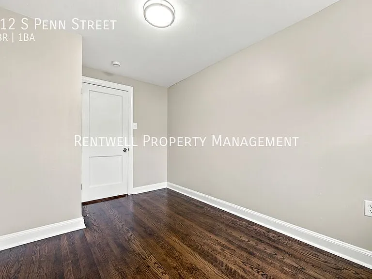 712 S Penn St — Photo 9