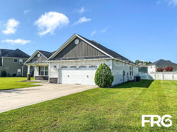 4th image of 203 Carew Dr