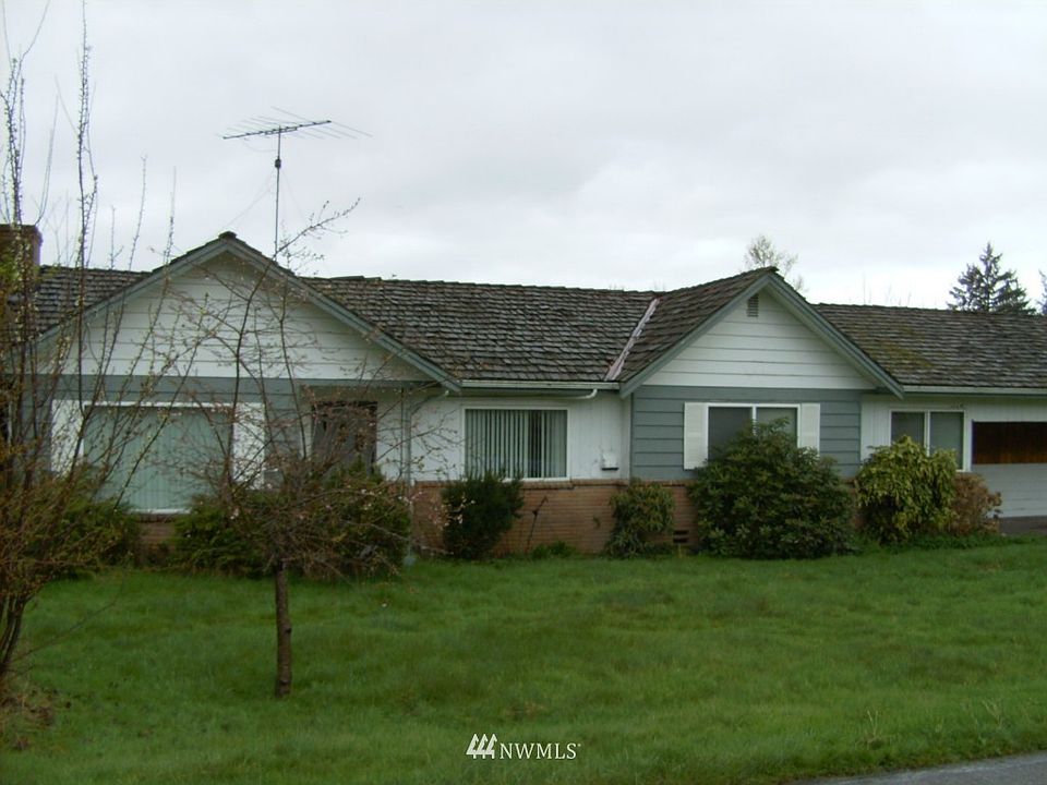 1st image of 302 81st Avenue SE