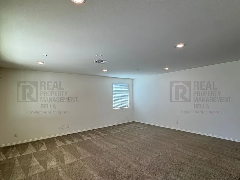 27576 Cloudy Peak Way — Photo 10