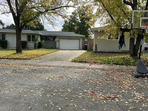 2nd image of 1309 Decker Dr