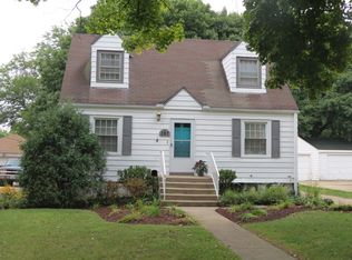 387 Vincent Pl, Elgin, IL 60123