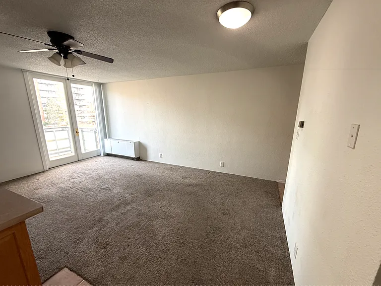 2500 S York St #411 — Photo 5