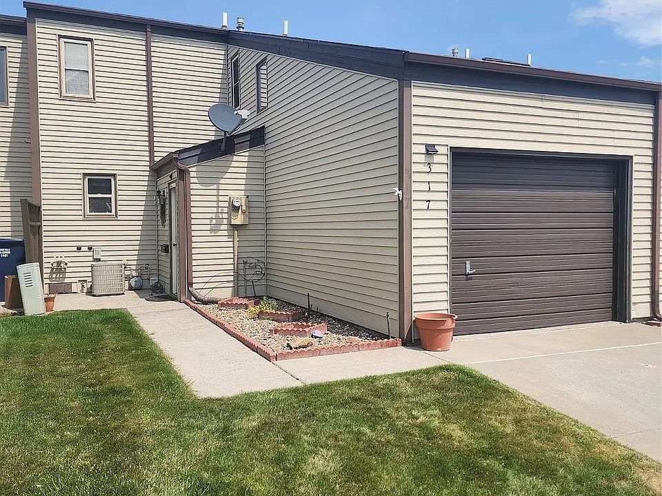 1st image of 317 Heather Ln