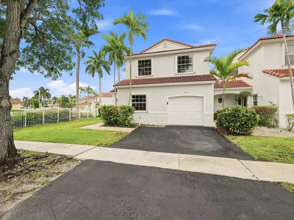 1115 SW 180th Ter, Pembroke Pines, FL 33029