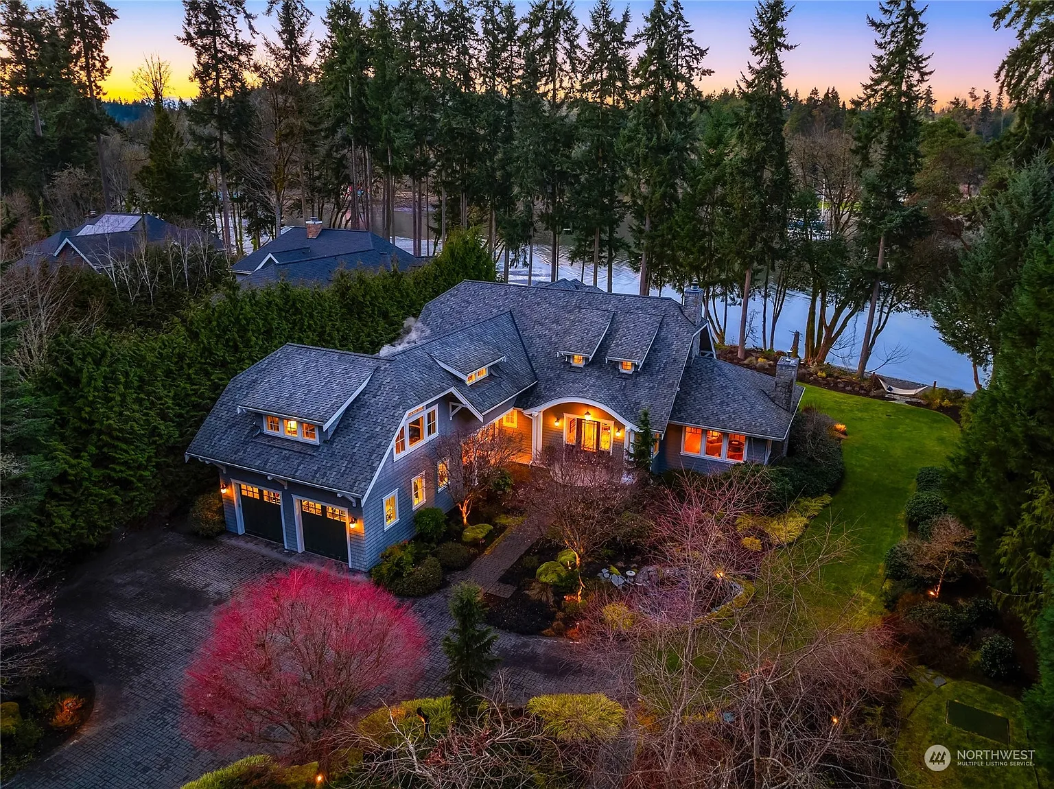 10462 NE Country Club Road photo 1