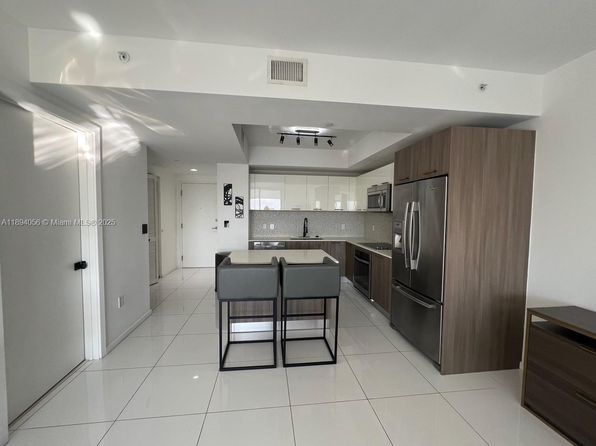 5300 Paseo Dr #810