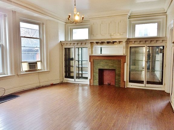 2nd image of 350 Stratford Ave APT 2