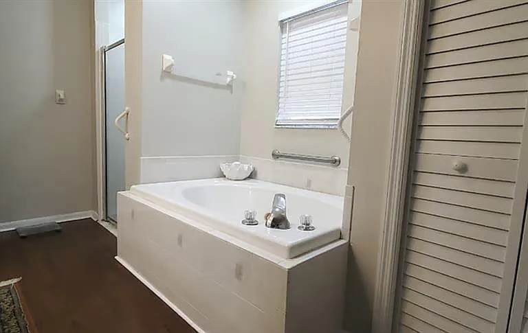 2534 N Brentwood Cir — Photo 10