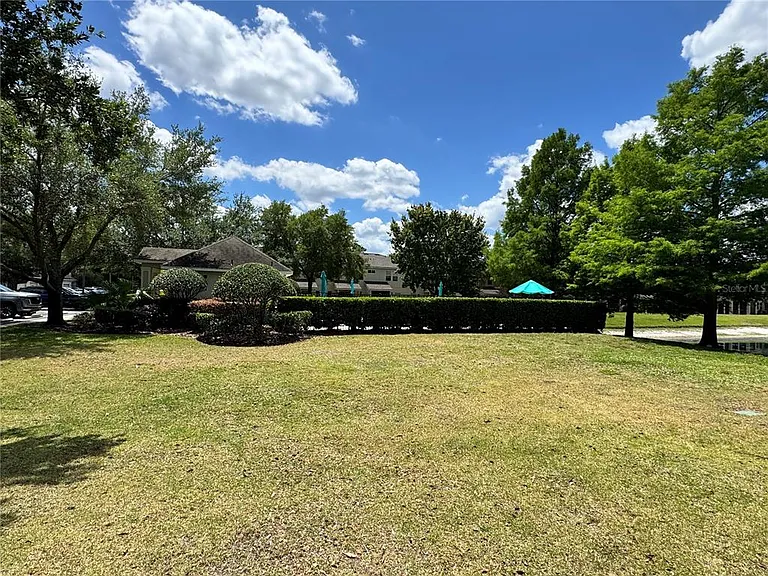 1548 Purple Plum Ln — Photo 33