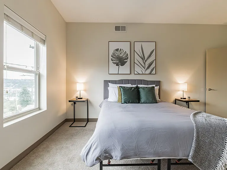 Portal Place Apartments — Photo 15