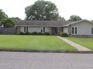 1803 Azure Dr, Dothan, AL 36303