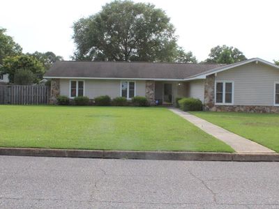 1803 Azure Dr, Dothan, AL, 36303
