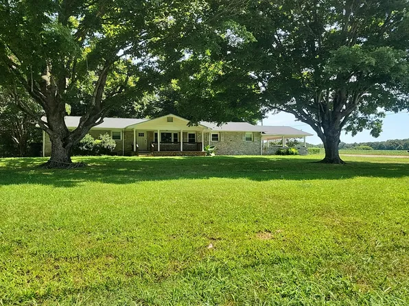 107 Jones Rd, Hazel Green, AL 35750