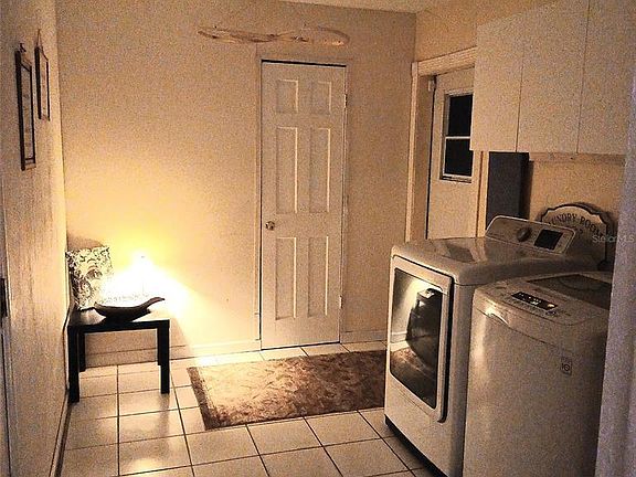 4th image of 31 Freeland Ln