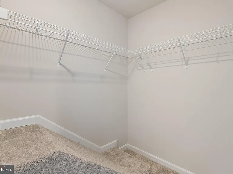 105 Milburn Dr — Photo 30