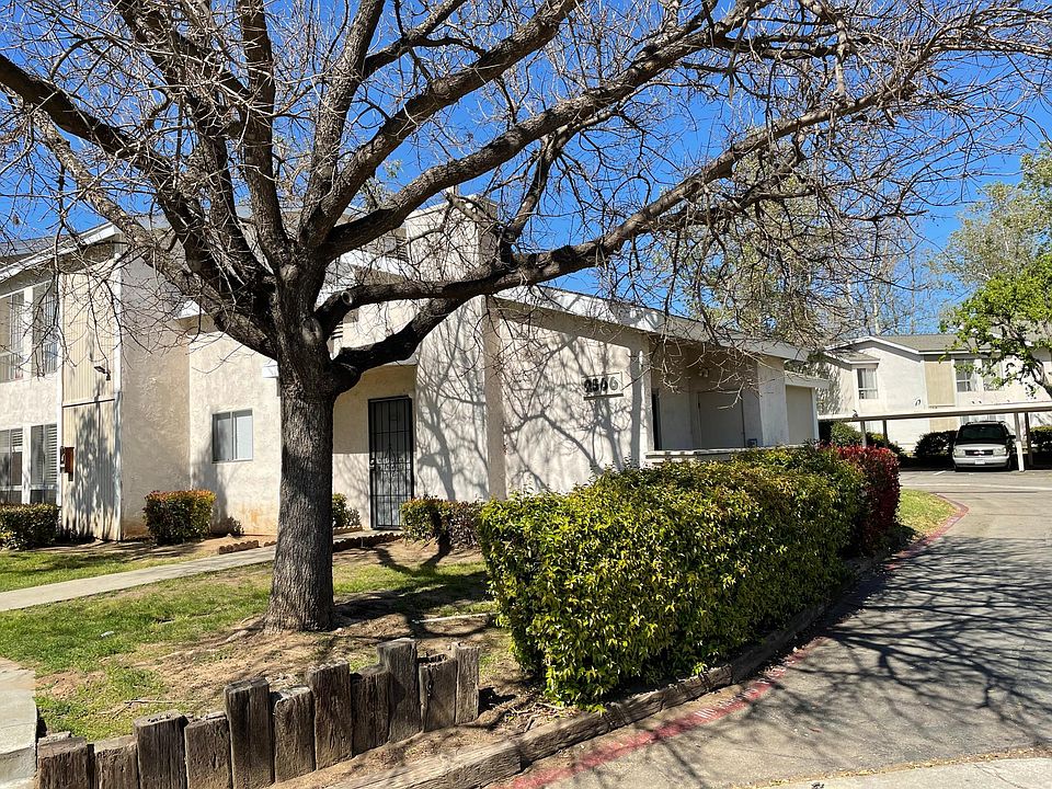 1st image of 2566 White Oak Pl Unit 7