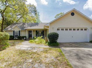 2757 Chickering Rd, Pensacola, FL 32514