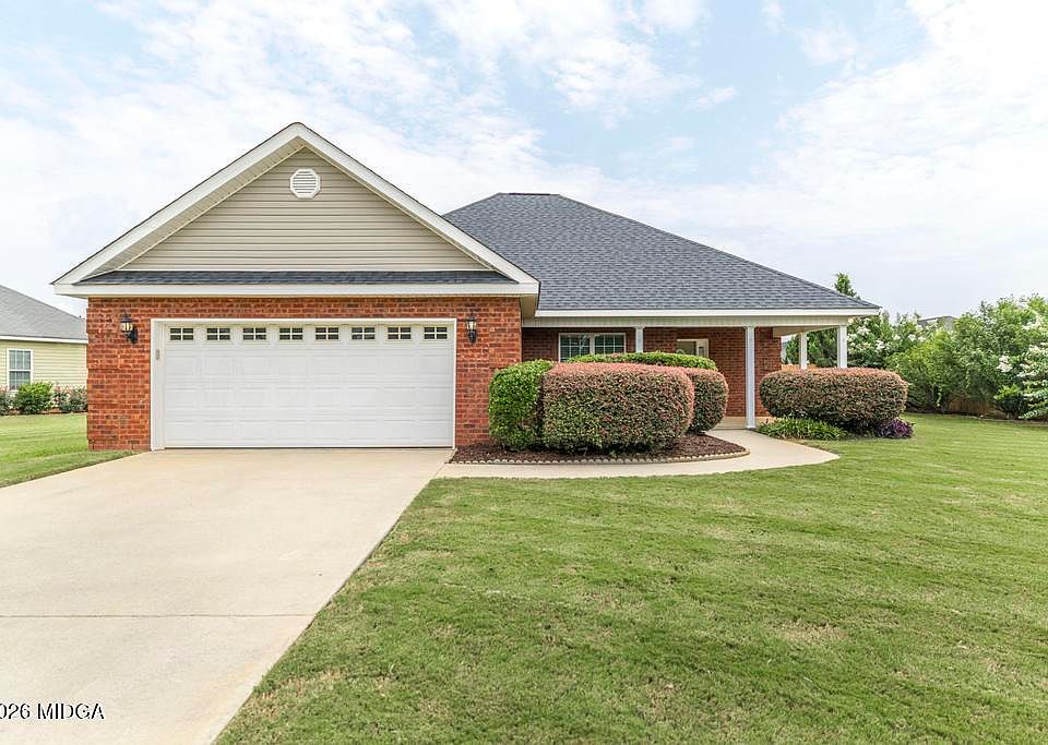1st image of 102 Ainsley Way