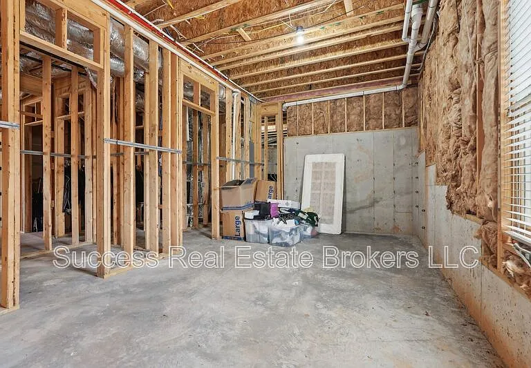 343 Summer Garden Dr — Photo 78