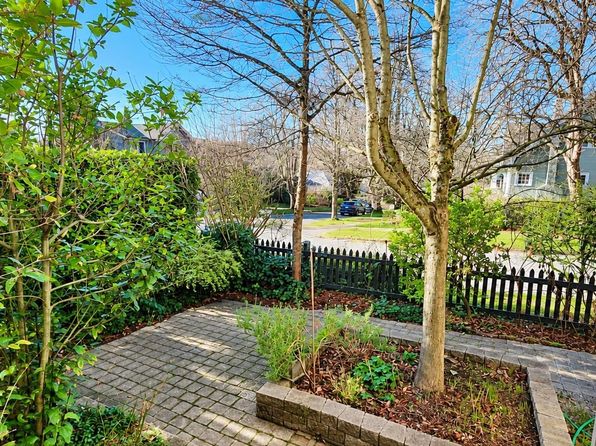 4 bedroom rental in Vancouver — photo 25