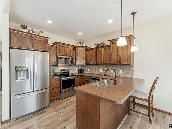 3rd image of 5213 S Westwind Ave