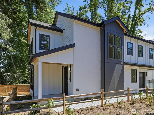9016 124th Lane NE, Kirkland, WA 98033