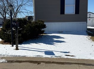 289 Monmouth St SW, Cedar Rapids, IA 52404